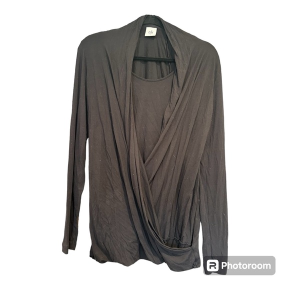 CAbi Style 3325 Fickle Cross Faux Wrap Top Black Blouse Woman Size Small - Picture 1 of 8